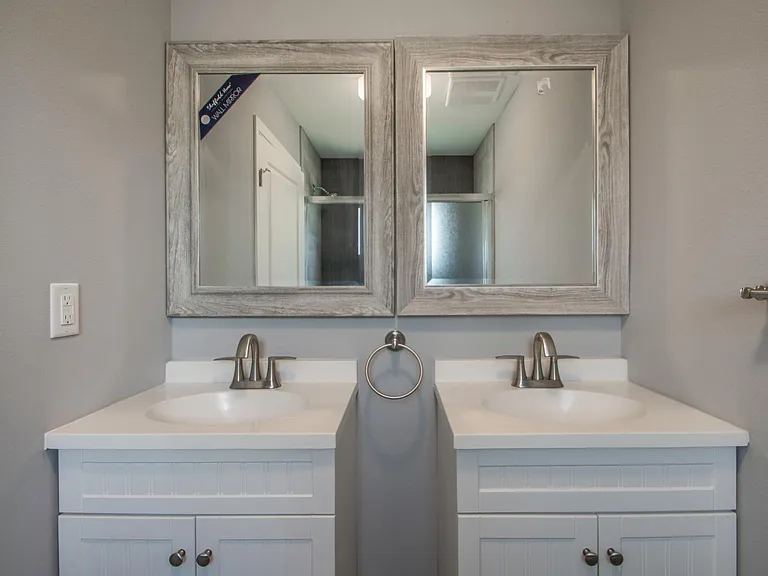 205 N Gage Ave #205 — Photo 30