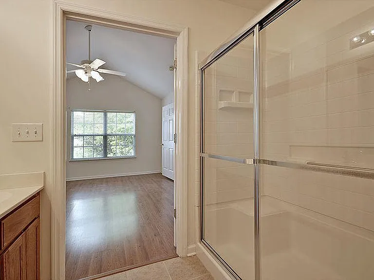8706 Grassy Oak Trl — Photo 15