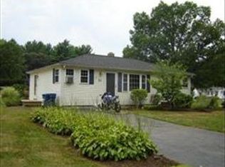 56 Daniel Sq, Belchertown, MA 01007