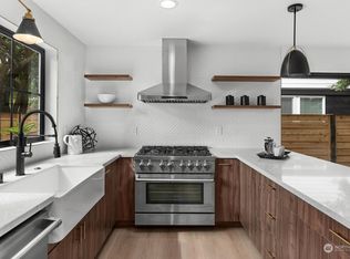 8717 13th Ave NW #B, Seattle, WA 98117