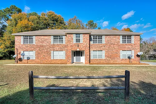 1117 Fairlane Dr #1 Photo 1