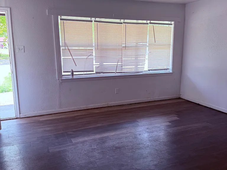 6825 Brierfield Dr — Photo 10