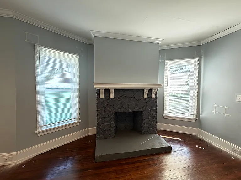 80 Dewitt St #1 — Photo 5