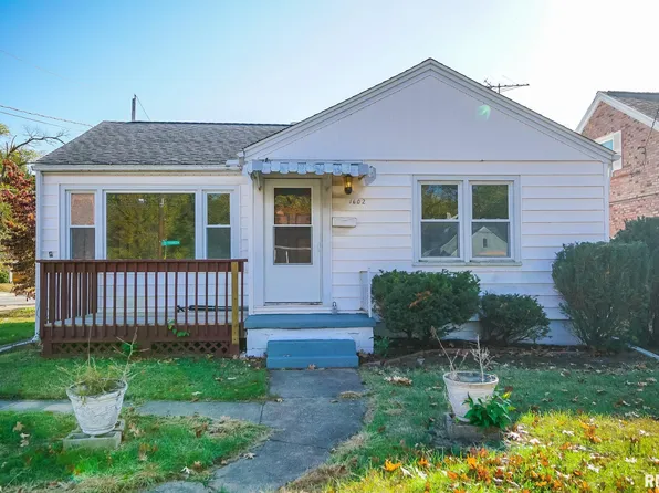 1602 W Gilbert Ave, Peoria, IL 61604