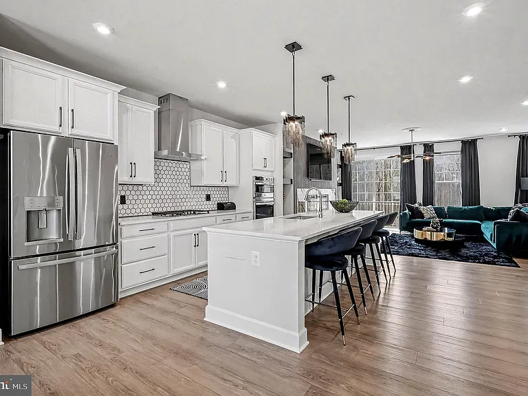 10878 Foxtrot Cir — Photo 3