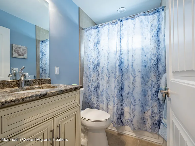 29 Fielder Ave — Photo 11