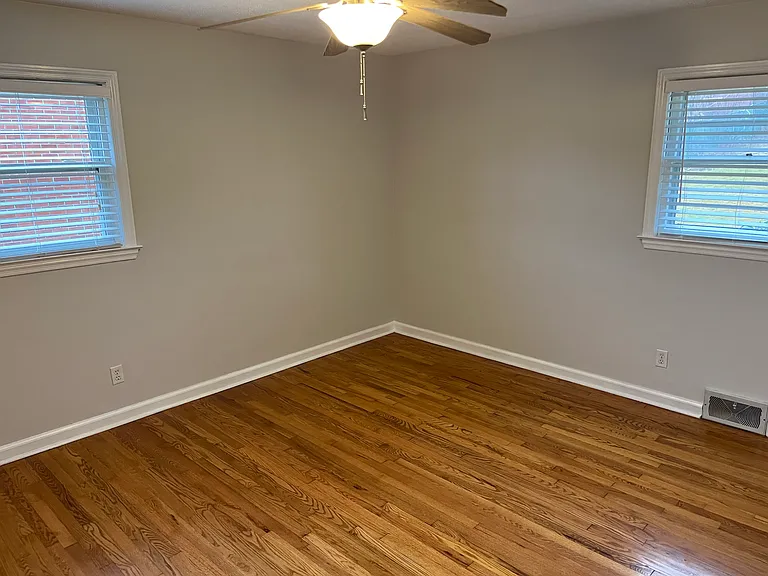 1133 Culbert Dr — Photo 11