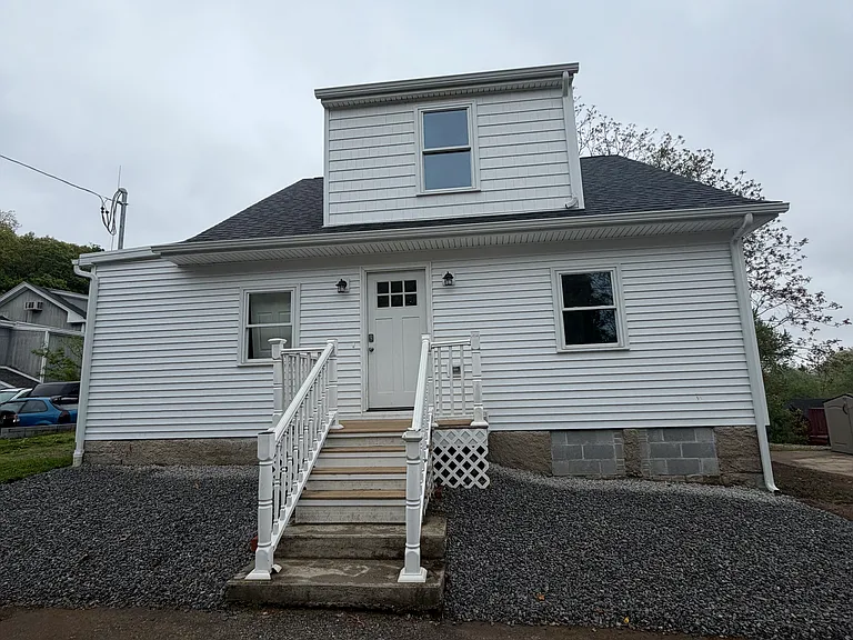 3 Coolidge St #1 — Photo 15