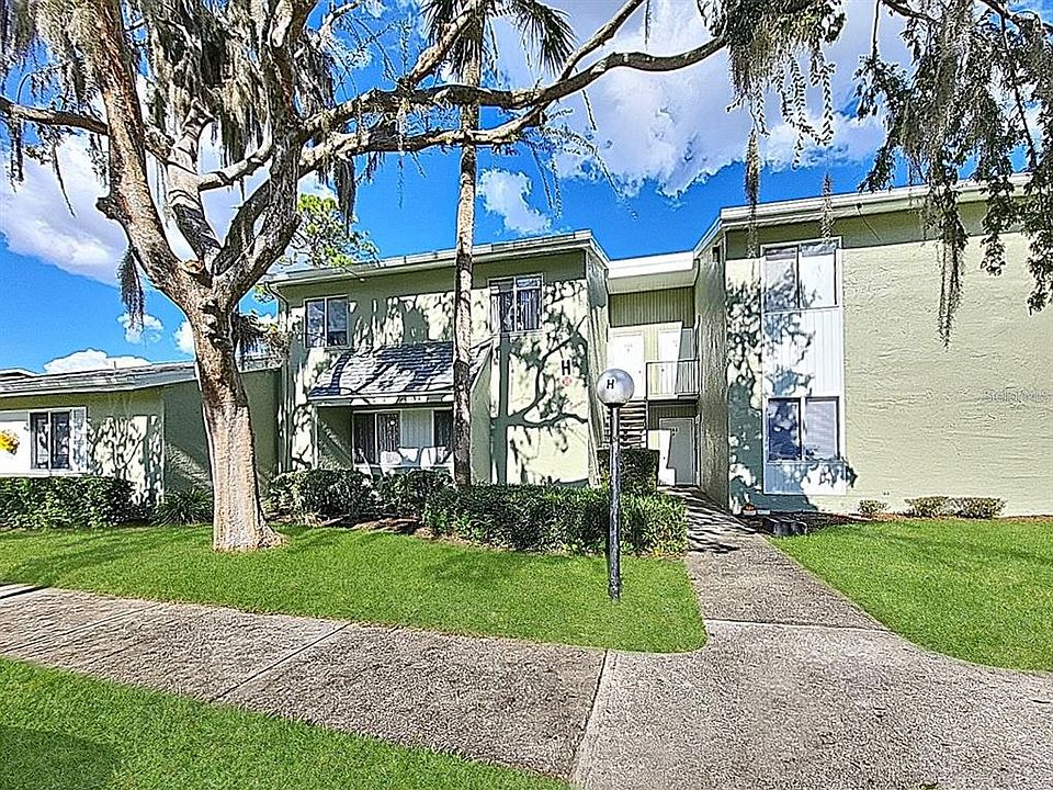 1st image of 566 Fairways Cir #A