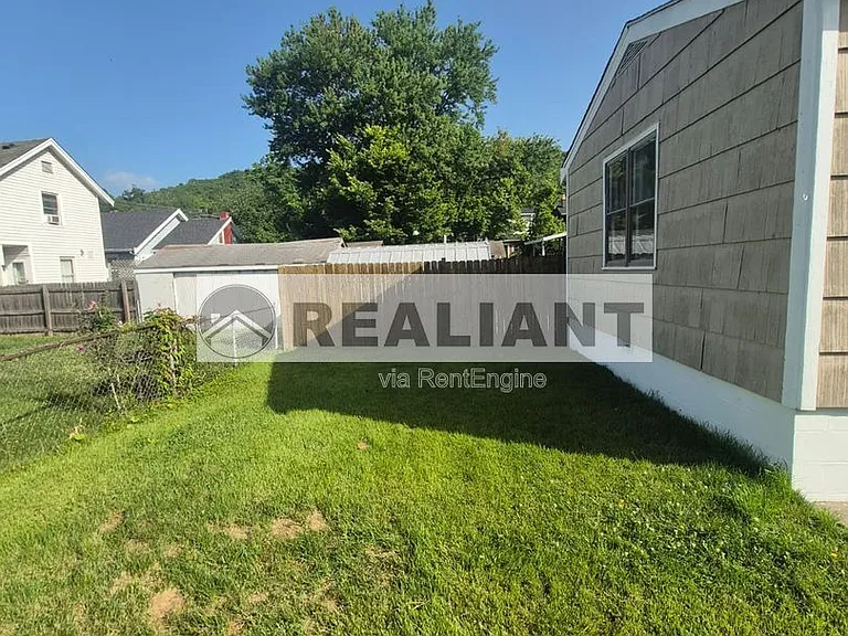 2717 Dakota Ave — Photo 12