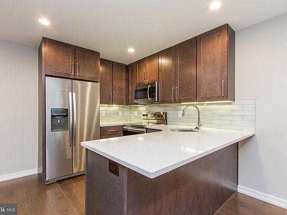 3rd image of 908 S 21st St #A