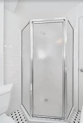 Rented by Compass | media 26