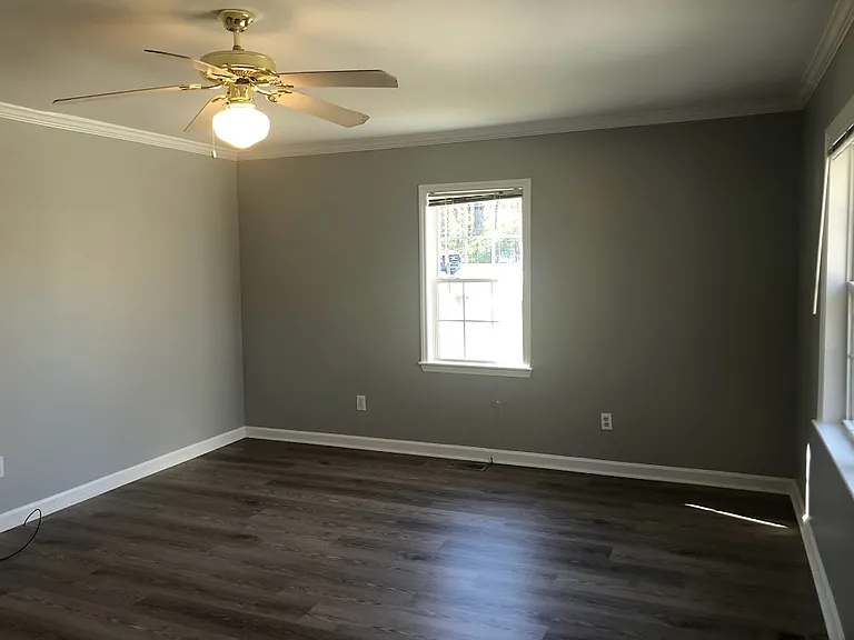 117 Feather Dr — Photo 3