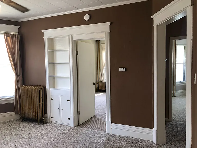 1128 Hammond Ave #1 — Photo 9