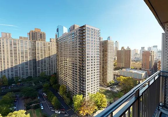 5th image of 185 W End Ave APT 21L