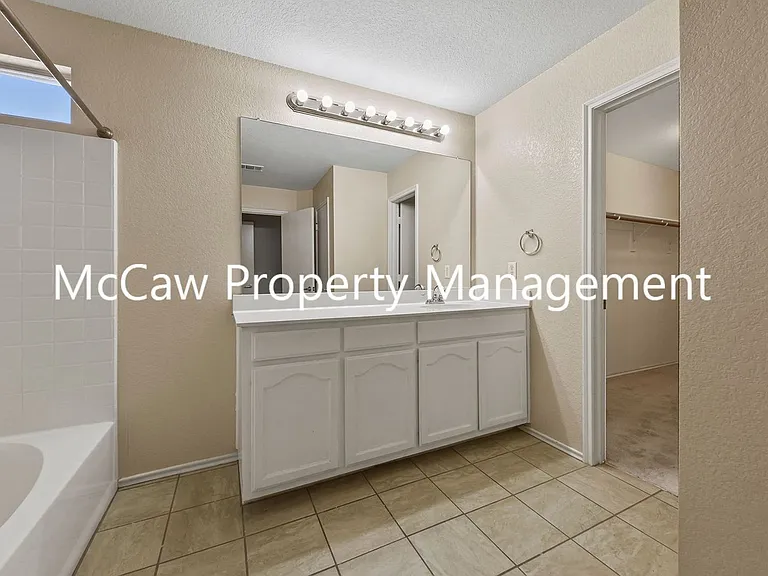 1133 Kielder Ct — Photo 12