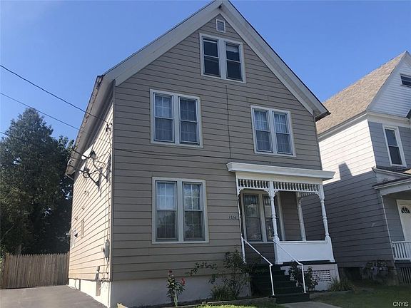 2nd image of 1526 Seymour Ave