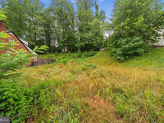 5th image of 5271 Temple Hill Rd