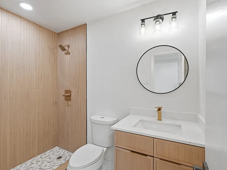 1721 R Ave #1723 — Photo 12