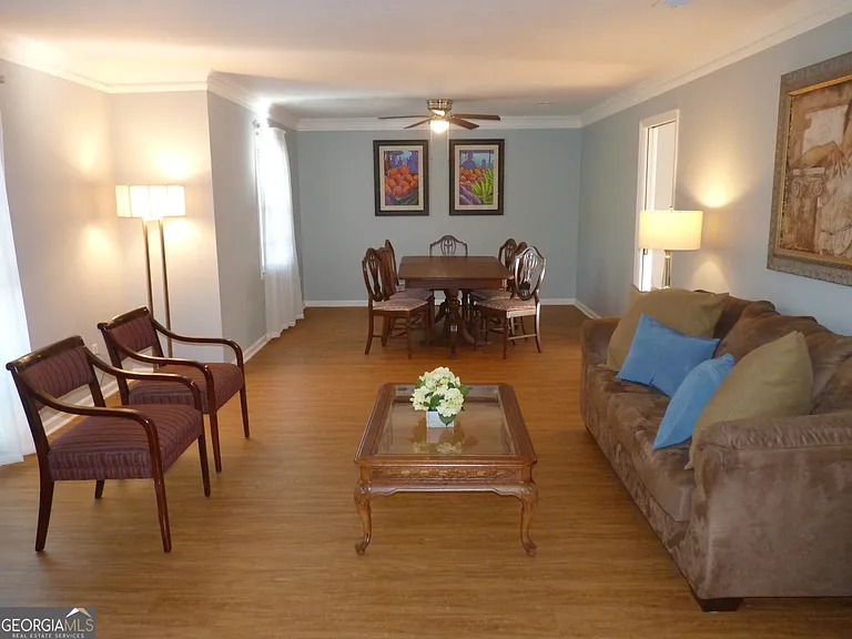 6317 Fox Chapel Dr — Photo 3