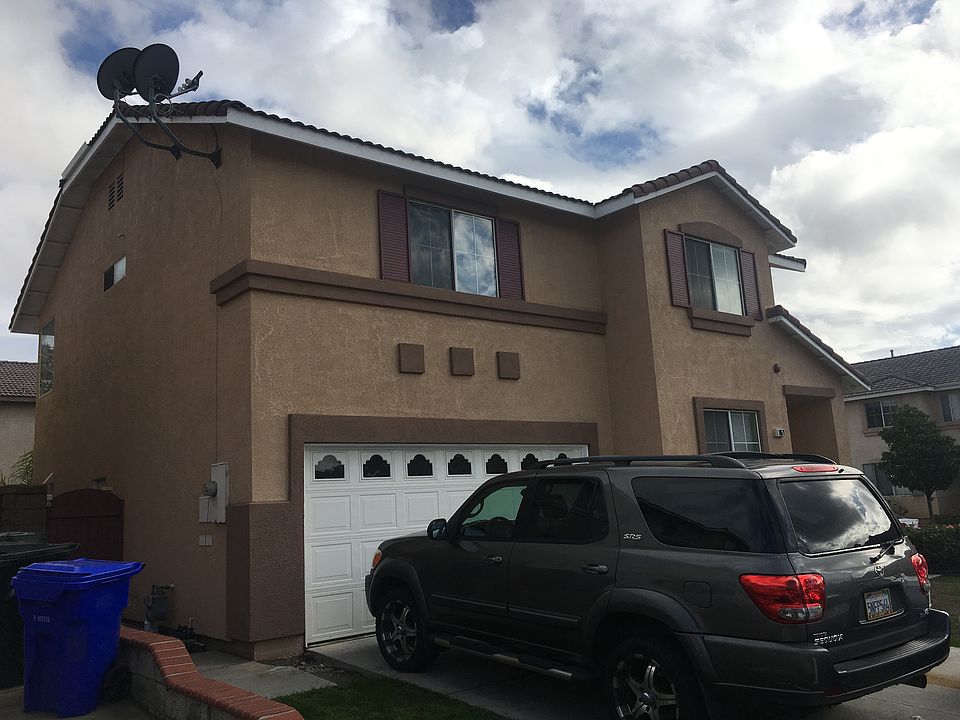 2nd image of 10571 Mustang Cir
