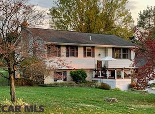 31 Randall Rd, Port Matilda, PA 16870