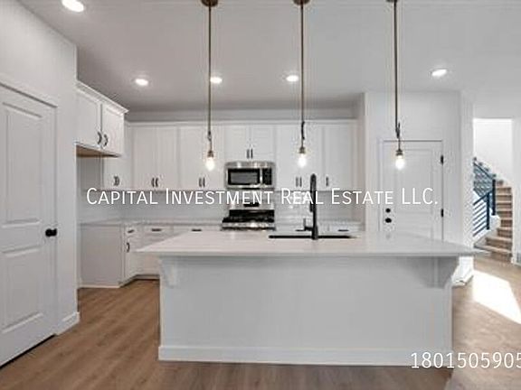 3rd image of 4692 W Camellia Ln