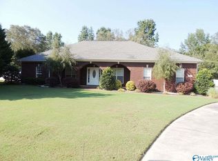 18967 Wentworth Dr, Athens, AL 35613