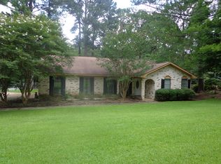 110 Grand Ridge Rd, Starkville, MS 39759