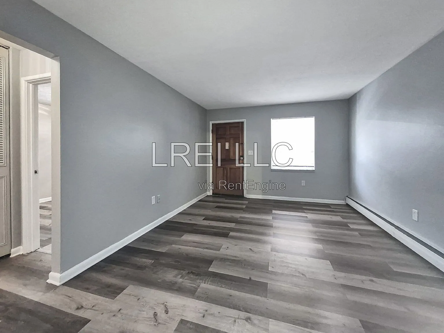 2 bed, 1.0 bath, 900 sqft, $950 — Photo 4