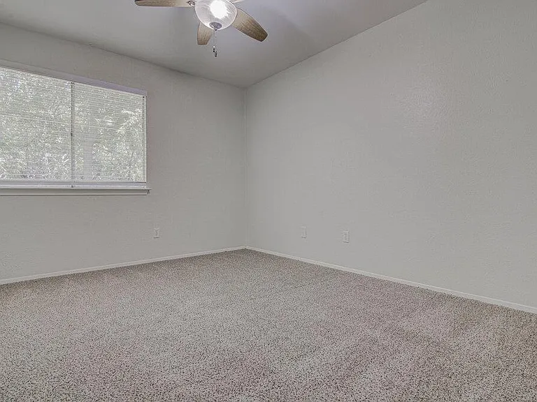 5301 Indio Cir #B — Photo 15