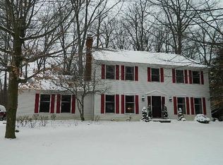 3571 Burrwood Dr, Richfield, OH 44286