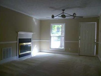 5th image of 330 Stable Ln