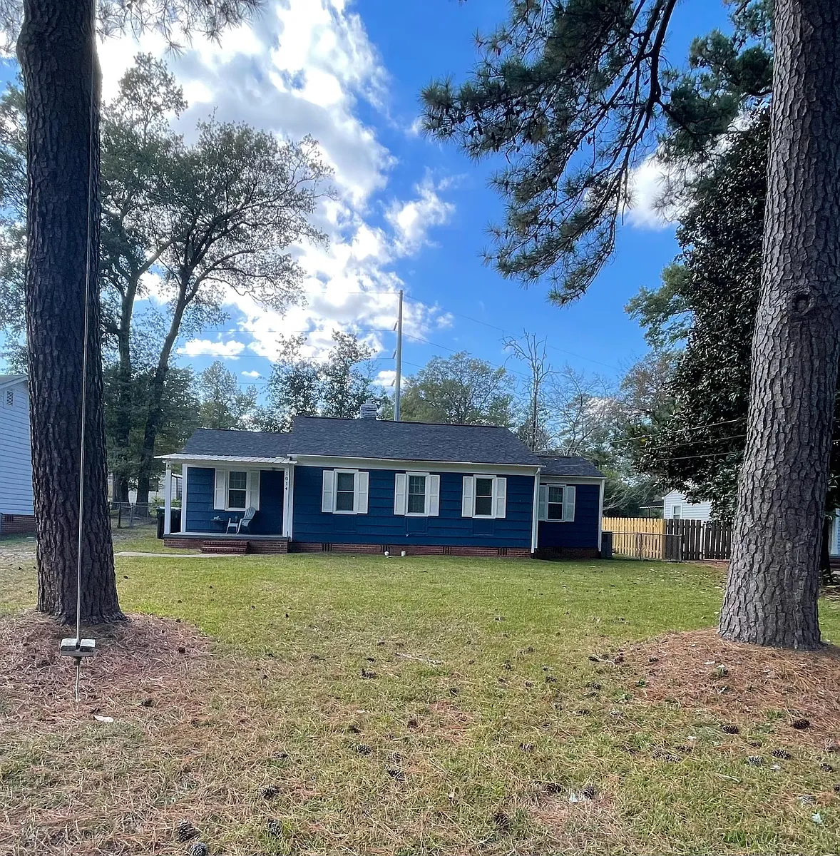 Building Photo - 1014 Oleander Dr