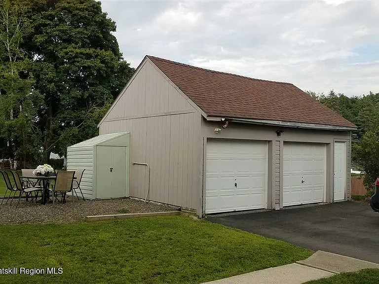 94 Tubby St — Photo 16