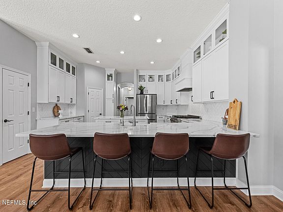 3rd image of 604 GOPHER Court