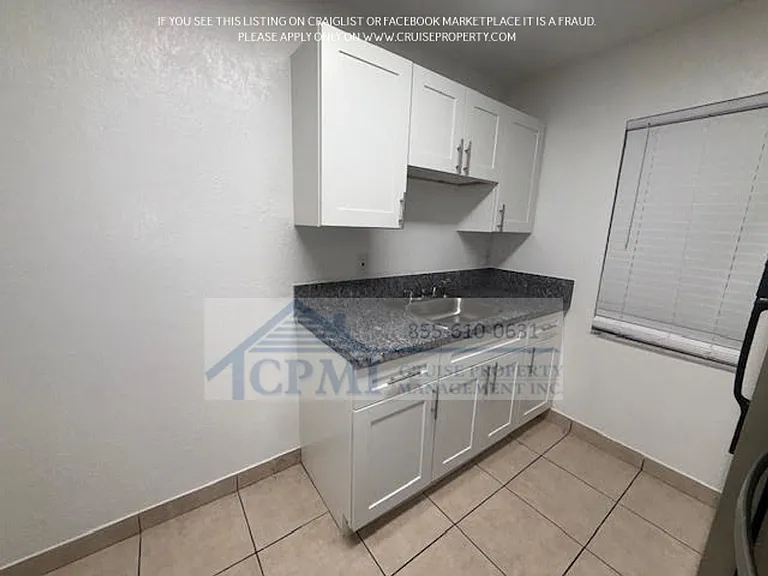 Riverside Manor/N'ice Apartments - 889 Riverside Drive, Ft. Lauderdale, FL 33312 — Photo 33