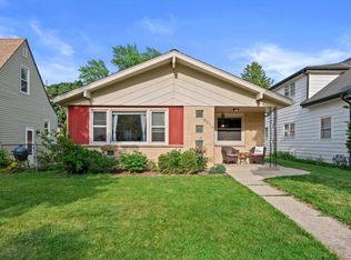 3216 N 88th St, Milwaukee, WI 53222