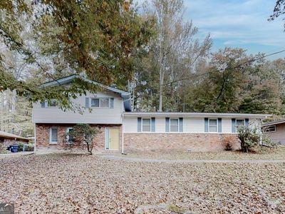 2565 Lantern Ln, Atlanta, GA, 30349