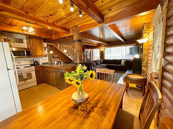 2nd image of 1381 Glenwood Way