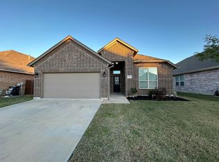 7408 Gairlock Dr, Fort Worth, TX 76179