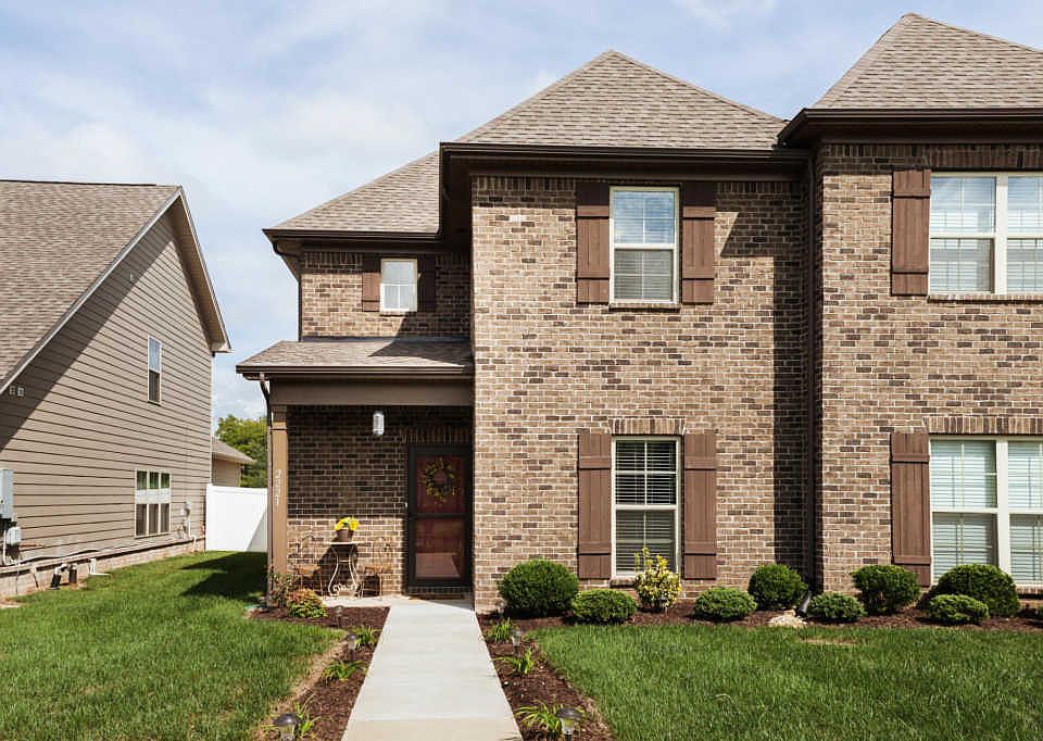 1st image of 2221 Cason Ln