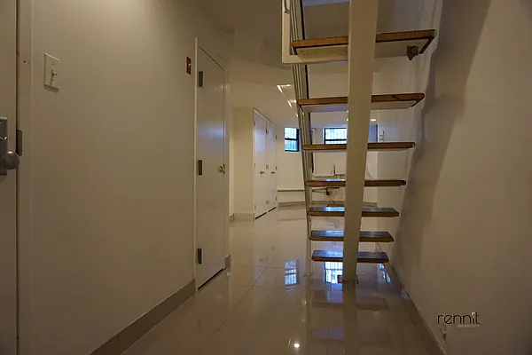 Rented by Rennit Inc. | media 30