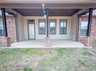 3885 Old Omen Rd, Tyler, TX 75707