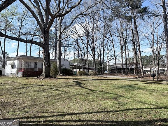 5th image of 1847 Derrill Dr