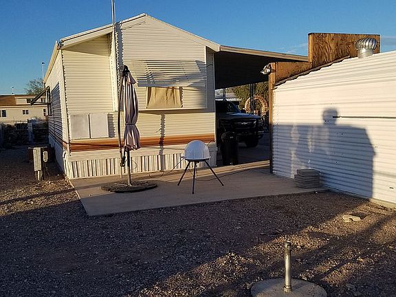 5th image of 615 W Arrowhead Dr