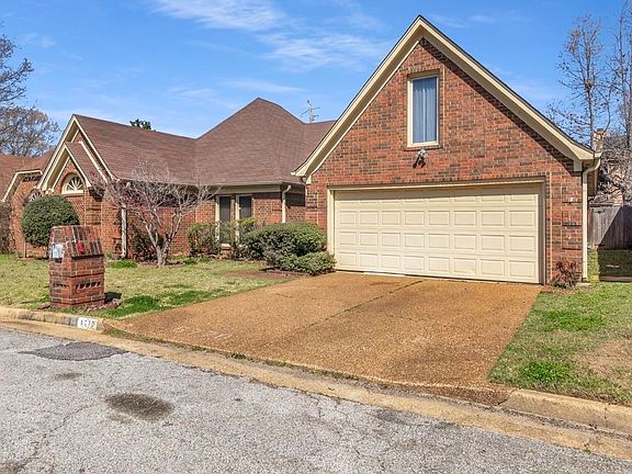 2nd image of 6770 Castlegate Ln