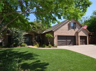 21460 Landmark Rd, Edmond, OK 73012