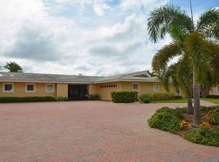 7874 9th Ave S, Saint Petersburg, FL 33707