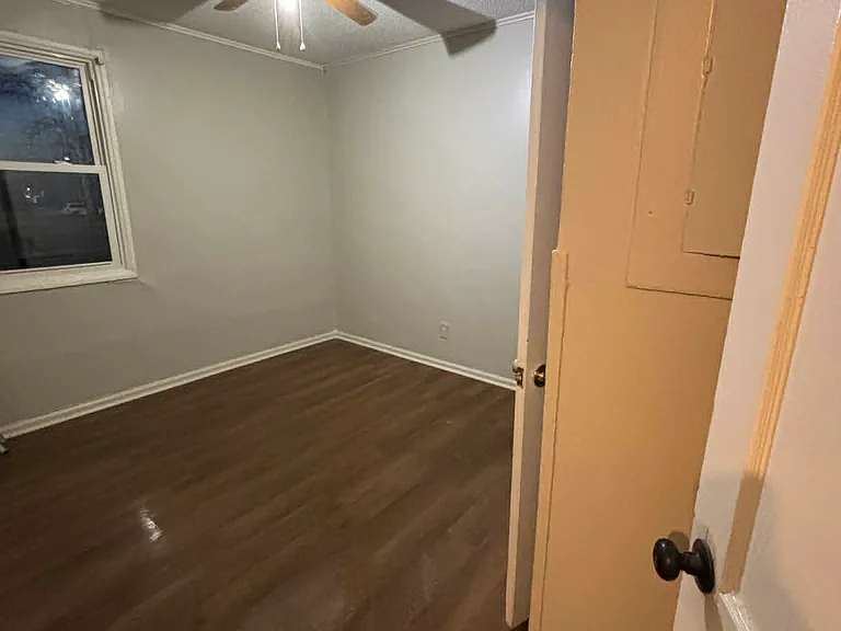 1730 Telfair St #B — Photo 4